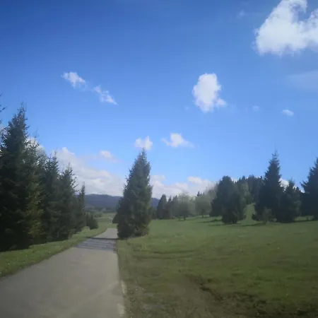 Konukevi Siberia Haus Osturna